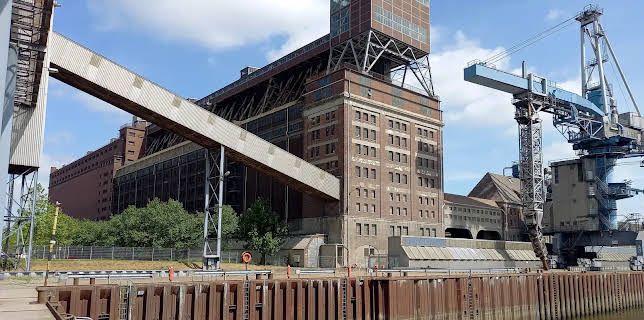 18:15: Die Nordreportage: Einsatz im Bremer Getreidespeicher | NDR Fernsehen | 3/16 2026