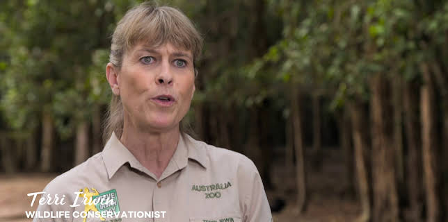 06:00: Crikey! It's the Irwins (S1 E2) (S1) | Animal Planet | 12/9 2025