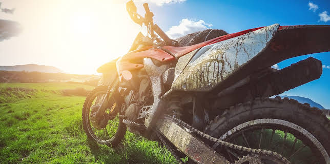 06:00: Skjulte bilskatter (S1 E10) (S1) | Discovery Channel | 12/10 2025