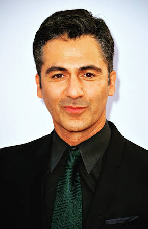 Armin Amiri as Keyvan