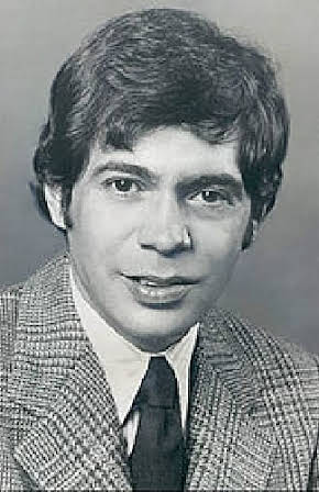 Reni Santoni as 