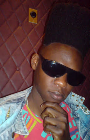 Aliu Oyofo as Young Nick