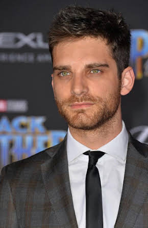 Jeff Ward as 