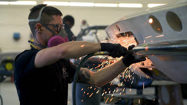 00:15: Kindig Customs (S5 E14) (S5) | Discovery Channel | 4/8 2026