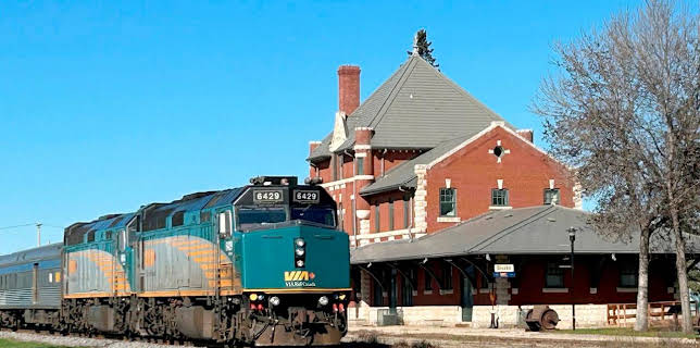 12:45: Mit dem Zug an die Hudson Bay | ARD Alpha | 1/11 2026