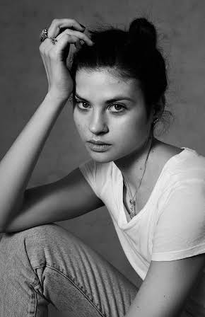 Hanna Ardéhn as 