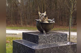 Monumental Mysteries Season 1: Smoky the Yorkie