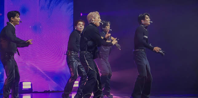 08:15: Playlist - Bands, Songs und Hypes | ZDFinfo | 12/10 2025