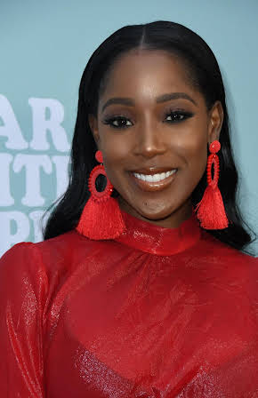 Ashley Blaine Featherson as 