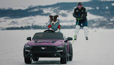 Maks gass: To hjul i svingen