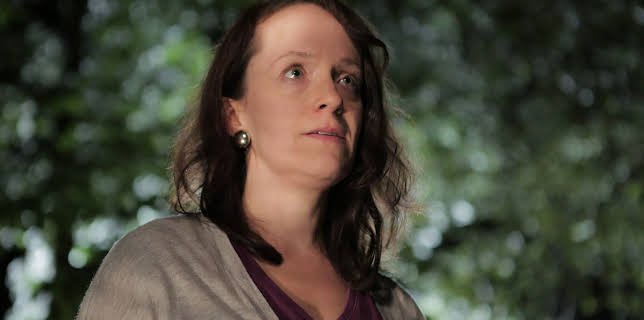 04:25: Der ondskapen bor (S4 E13) (S4) | FEM | 11/5 2025