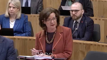 5:10 PM: Welsh First Minister's Questions | BBC Parliament | 3/22 2026