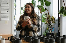 Makeover by Monday, Season 1: Entertaining Again