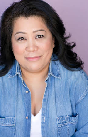 Kaliko Kauahi as 