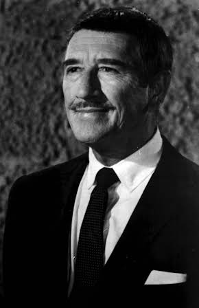 Richard Haydn as 