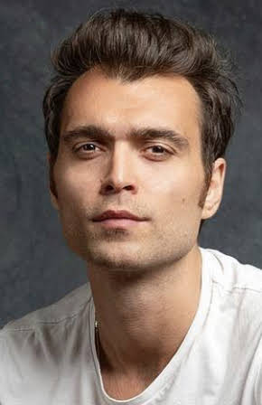 Hakan Kurtaş as 