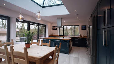 05:25: En plats på landet (S31 E2) (S31) | TV8 | 1/7 2026