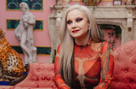 Super Sara, Season 1: But What Invention Is This?