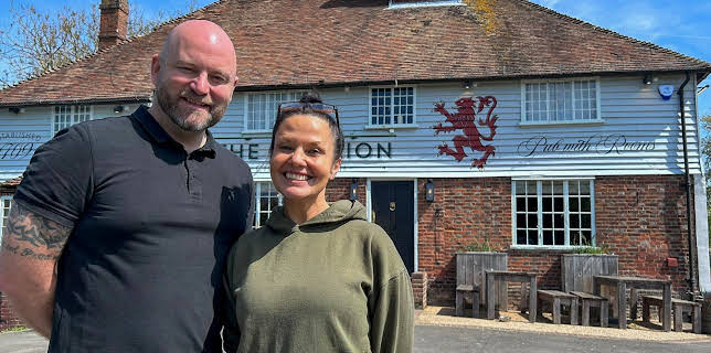 5:25 PM: Four in a Bed | More 4 | 1/24 2026