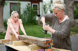 Welcome Back Potter, Season 1: Lakeside Kitchen and Dining