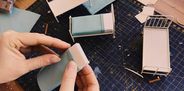 2:00 PM: The Marvellous Miniature Workshop (S1) | BBC One | 12/9 2025