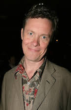 Alex Jennings como 