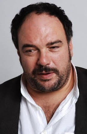 Franco Ravera as 