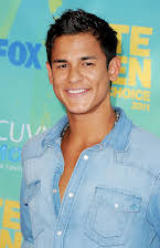 Bronson Pelletier som 