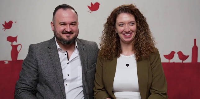 18:00: First Dates - Ein Tisch für zwei | VOX | 12/15 2025