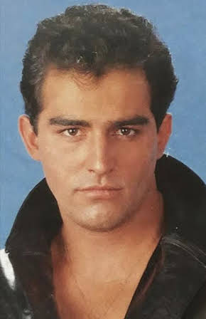 Omar Fierro as 