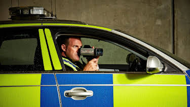 4:00 PM: Traffic Cops (S6 E3) (S6) | 5 Star | 4/5 2026