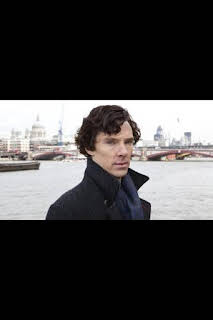 04:25: Sherlock (T1): Ep.3 El gran juego | COSMO | 4/5 2026