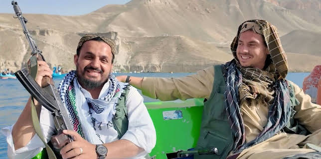 03:50: Mit offenen Augen | Arte | 3/19 2026