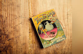 A Childrenâ€™s Guide to Folklore and Wonder Tales: Tom Thumb and Thumbelina: Little Heroes