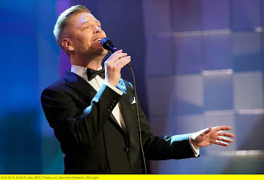 10:05: Swinging Christmas mit Tom Gaebel | 3SAT | 12/24 2025