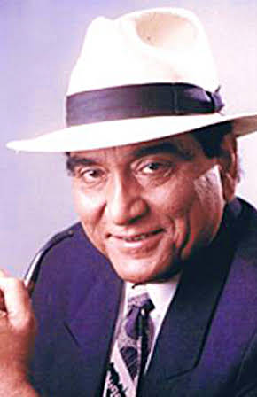 Goga Kapoor as 