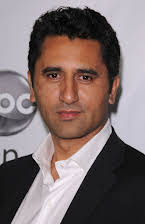 Cliff Curtis como 