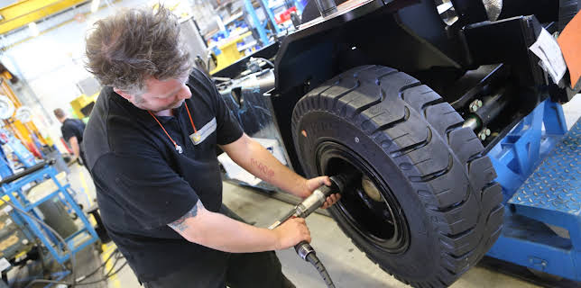 19:20: Hvordan gjør de det? (S13 E2) (S13) | Discovery Science | 11/21 2025