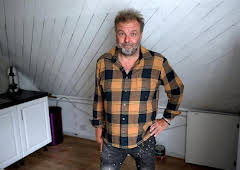 Homes Under the Hammer
