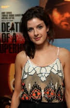 Aisling Loftus as 