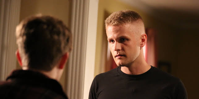 04:45: Der ondskapen bor (S7 E16) (S7) | FEM | 2/3 2026