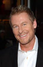 Richard Roxburgh como 