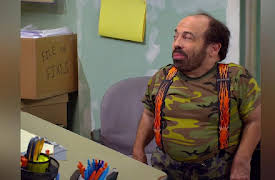 Bizaardvark Volume 1: Bernie's In Charge