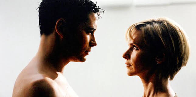 05:25: In aller Freundschaft (S05/E09) | One | 10/28 2025