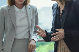 The Rook: 2. Chapter 2