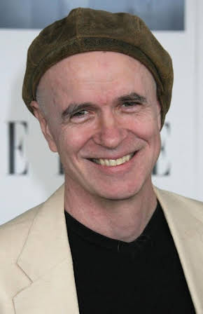 Tom Noonan as 