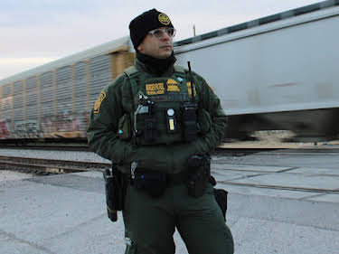 00:25: Schmugglern auf der Spur | ProSieben Maxx | 4/27 2026