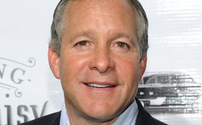 Steve Guttenberg