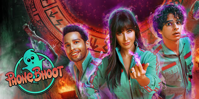 Phone Bhoot (2022)