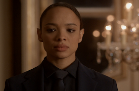 Vampire Academy, Season 1: Molnija